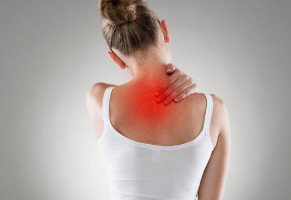 后背疼痛要警惕的三种病，腰肌劳损/胰腺炎/心血管疾病