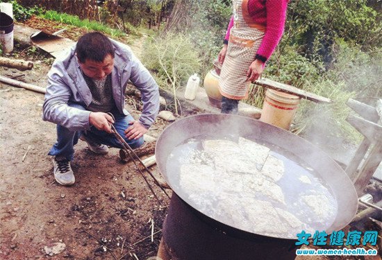 魔芋是怎么做出来的 魔芋块制作过程揭秘