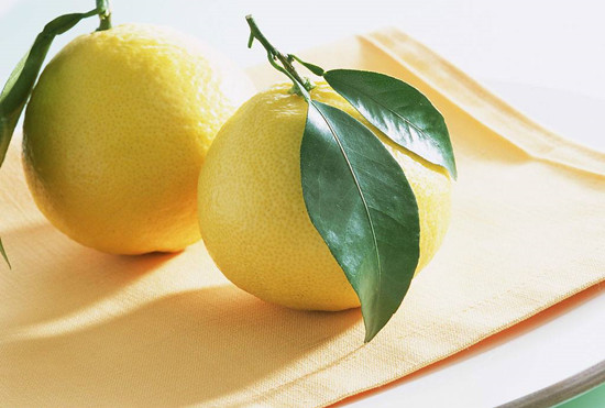 柚子的功效是什么 柚子好处多不单只减肥和治咳嗽
