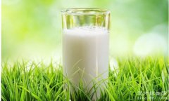 降尿酸最快的十种食物一览表，牛奶嘌呤少(促进尿酸排泄)
