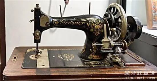 70年代缝纫机回收价格多少钱，600-3000元(老物件值钱)