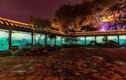 黄鹤楼与夜上黄鹤楼有什么区别 是一个位置吗