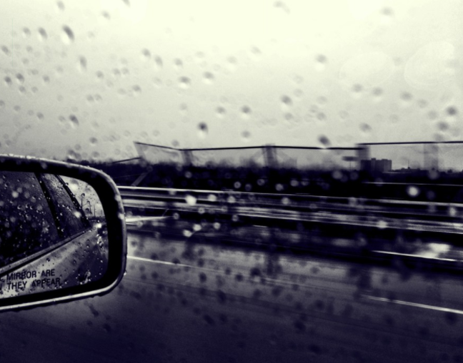 下雨天心情不好的简短句子 下雨天心情不好的伤感语录大全