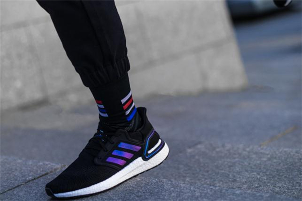 adidas ultraboost 20测评 阿迪达斯ub20多少钱