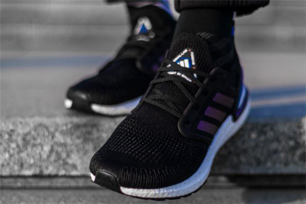 adidas ultraboost 20测评 阿迪达斯ub20多少钱