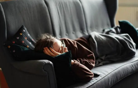 午觉睡多少分钟为最佳-正常的午睡时间一般是多久