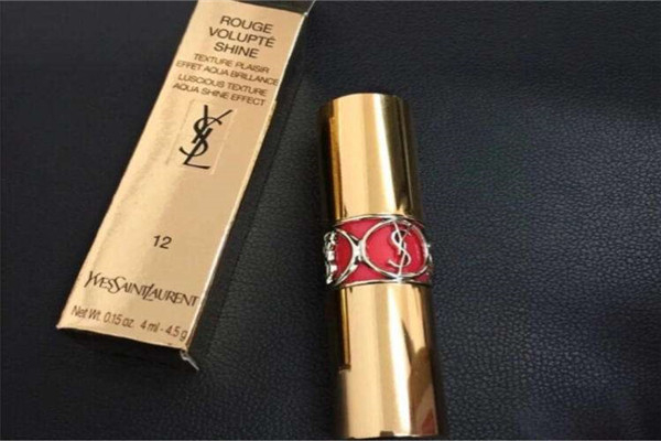 圣罗兰的档次 圣罗兰为什么叫杨树林