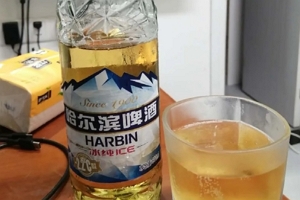 哈尔滨啤酒多少度 酒精含量3.6%（现是百威旗下产品）