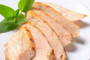 鸡胸肉怎么做好吃 三种做法改变鸡胸肉口感（健身必吃）