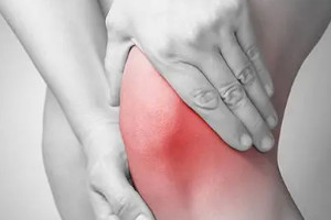 膝盖疼痛可能有三种病图片，滑膜炎难治愈(怎样做能治疗)
