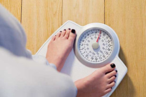 冬天减肥是夏天的三倍是真的吗，真的(消耗热量多/代谢高)